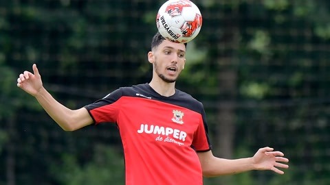 心缺席时的 心缺席时的