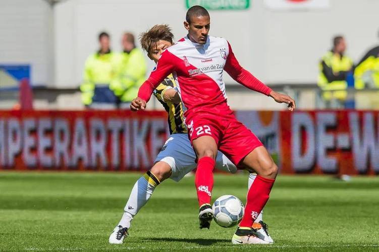 赛变得更加 赛变得更加