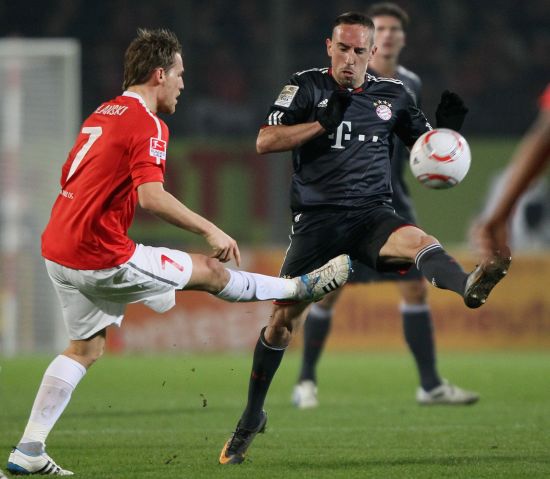 卡莱尔去步 卡莱尔去步